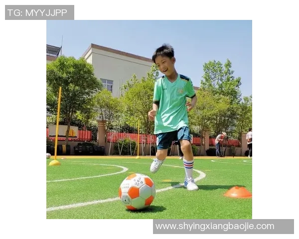 居家足球:在家也能享受激情与乐趣的足球运动新方式